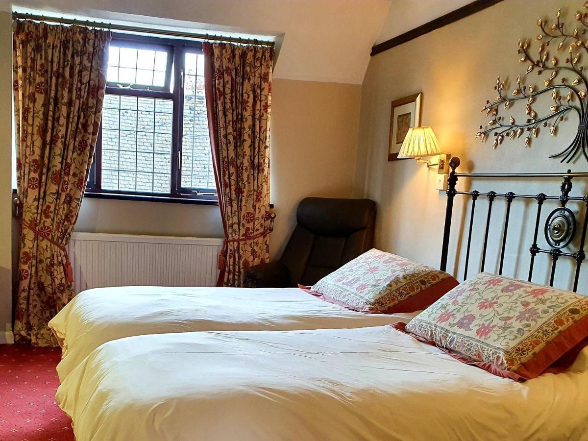 Stow Lodge Hotel Extérieur photo