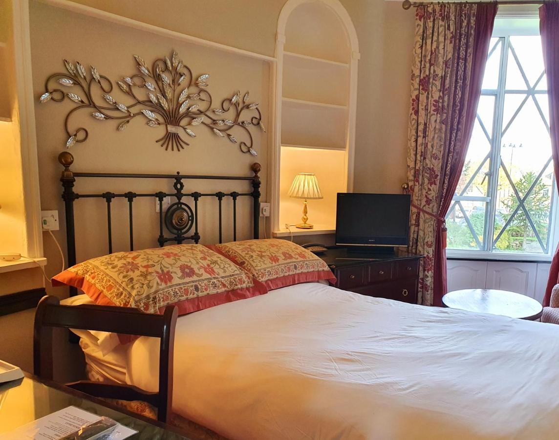 Stow Lodge Hotel Extérieur photo