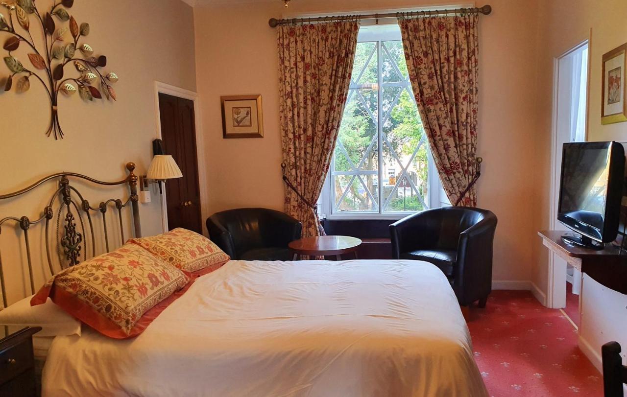 Stow Lodge Hotel Extérieur photo