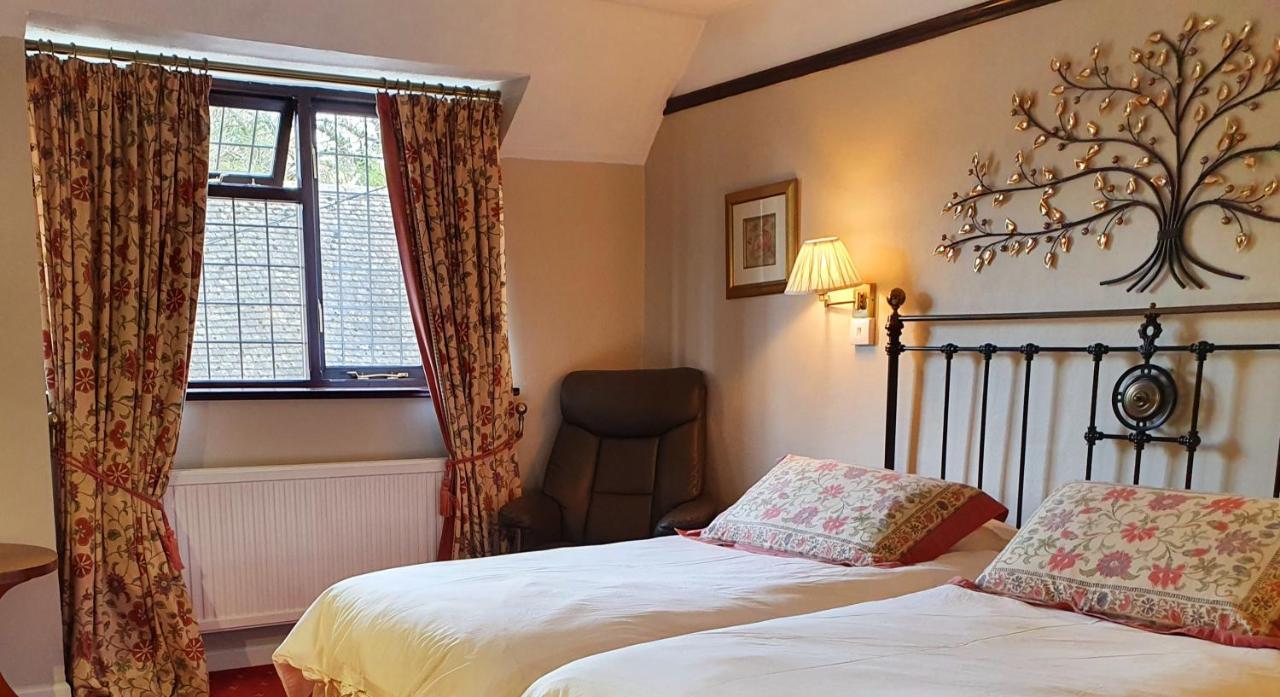 Stow Lodge Hotel Extérieur photo