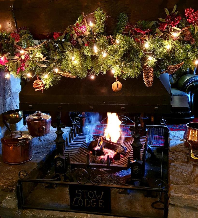 Stow Lodge Hotel Extérieur photo