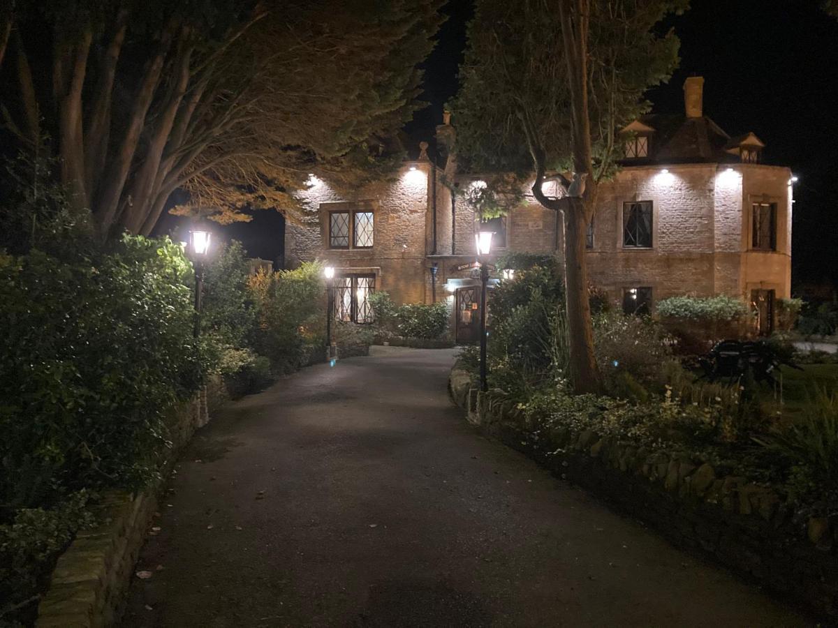 Stow Lodge Hotel Extérieur photo