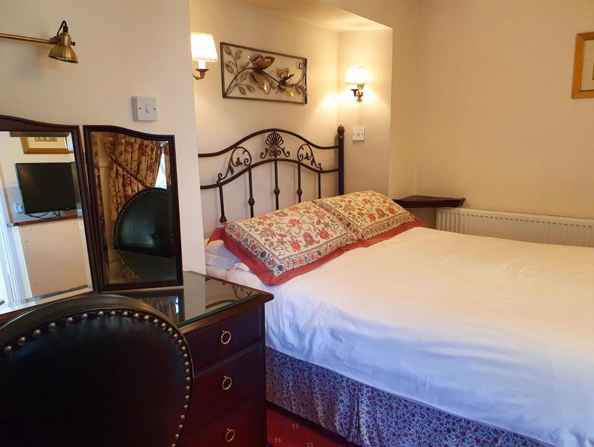 Stow Lodge Hotel Extérieur photo