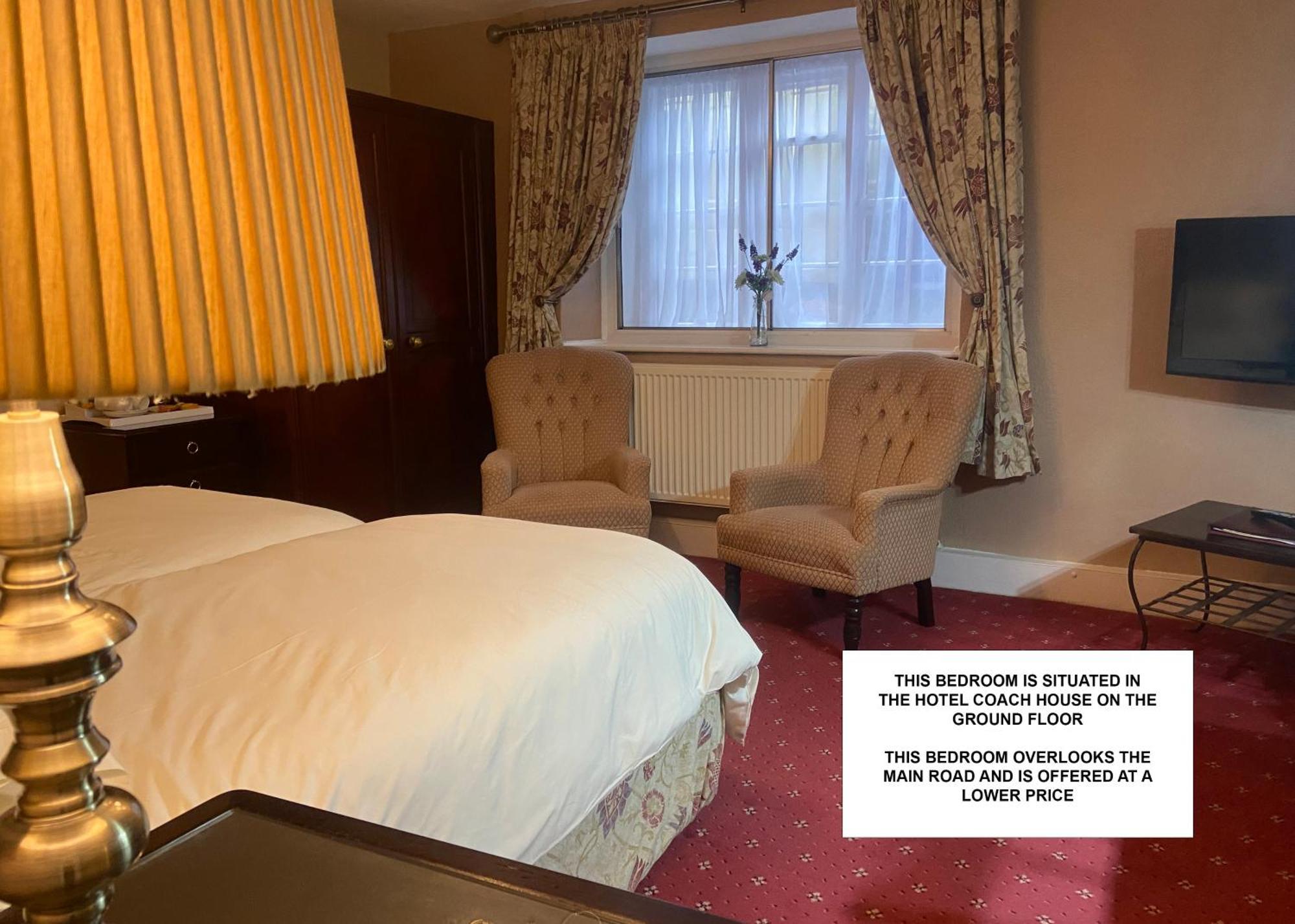 Stow Lodge Hotel Extérieur photo